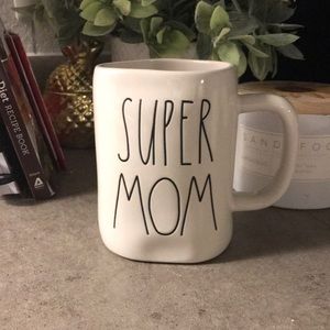 Rae Dunn ‘Super Mom’ Mug